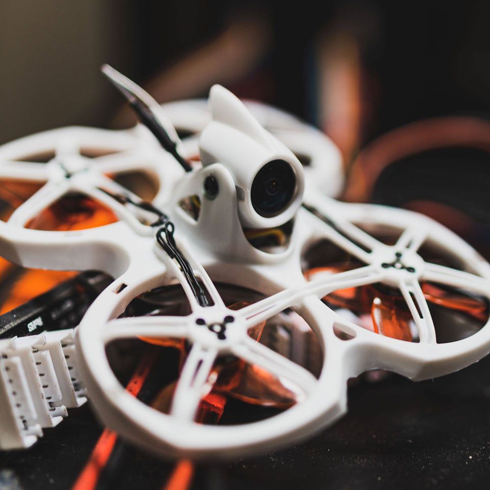Emax Tinyhawk II 2 RTF FPV Rac - Drone Battery Charger reseña y precio